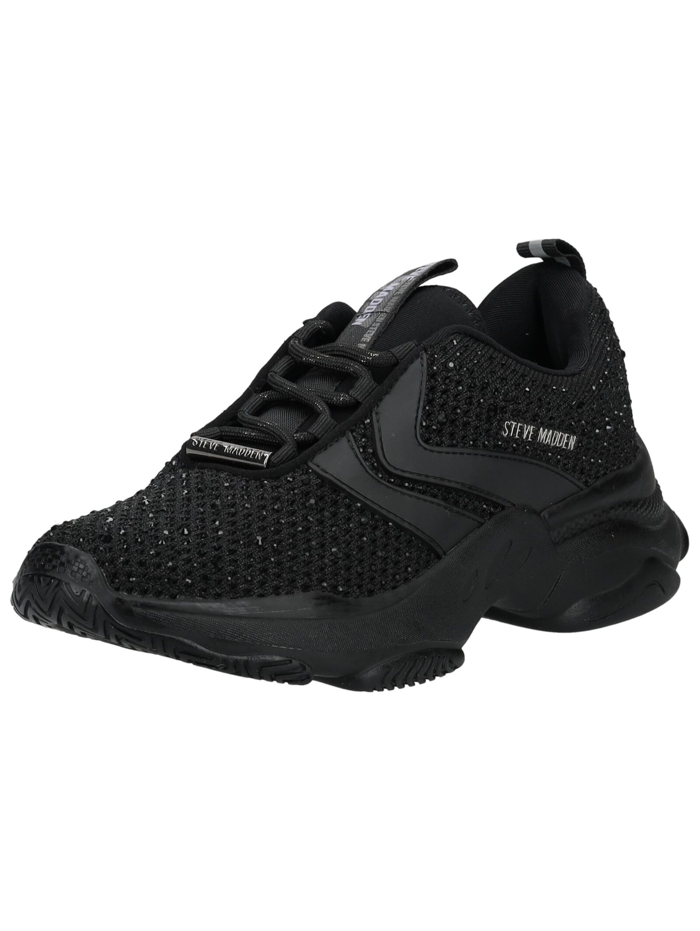 Baskets basses STEVE MADDEN en noir : devant