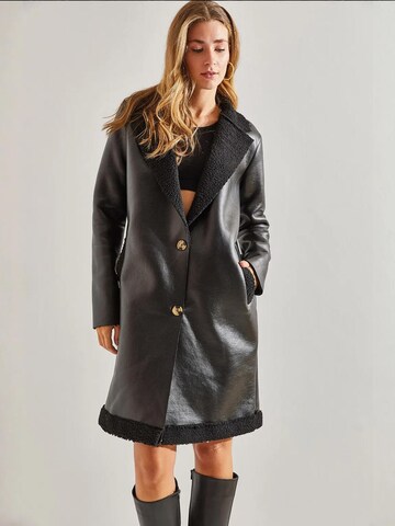 Cappotto invernale di Bianco Lucci in nero