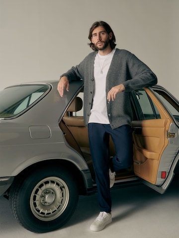 ABOUT YOU x Alvaro Soler Regular Fit Blazer 'Emil' i blå