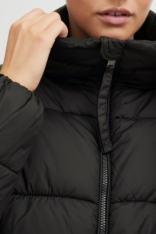 Oxmo Winterjacke 'Bodila' in Schwarz