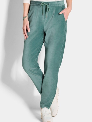Goldner Regular Trousers 'Sara' in Green: front