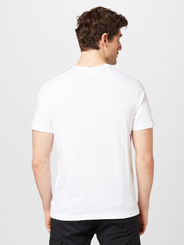 LACOSTE Тениска в бяло