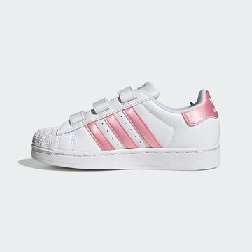 Baskets 'Disney Superstar II' ADIDAS ORIGINALS en blanc