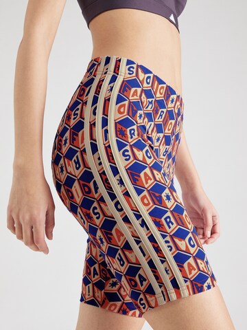 ADIDAS SPORTSWEAR - Skinny Pantalón deportivo 'Farm' en azul