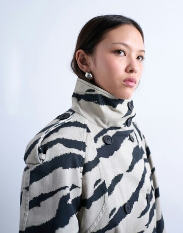 TOPSHOP Преходно палто 'Selina' в черно