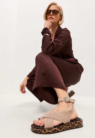 CESARE GASPARI Sandal in Beige: front