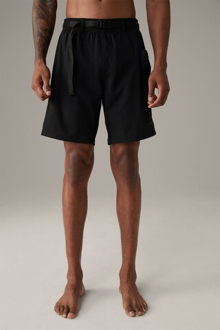 STRELLSON Board Shorts in Black: front