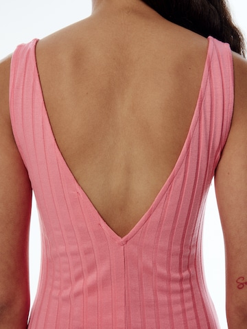 EDITED Kleid 'Quanna' in Pink