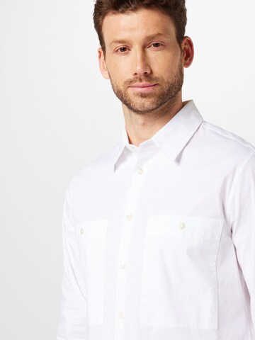 Coupe regular Chemise Studio Seidensticker en blanc