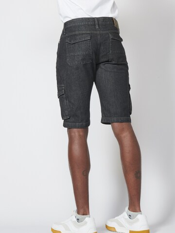 KOROSHI Regular Shorts in Schwarz