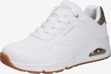 SKECHERS Nizke superge 'UNO' | bela barva: sprednja stran