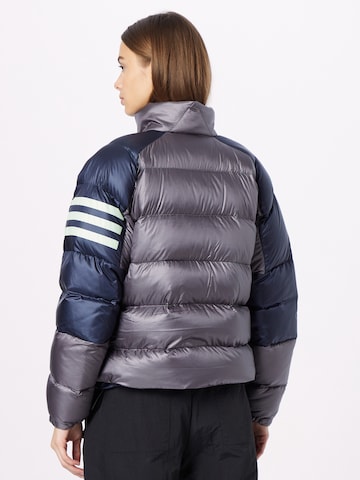 ADIDAS TERREX - Chaqueta de montaña 'Utilitas Down' en azul