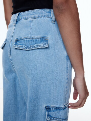 Wide leg Jeans cargo 'Nalu' di EDITED in blu