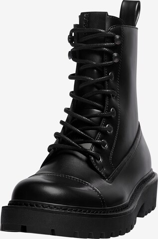 Bottines à lacets Pull&Bear en noir : devant