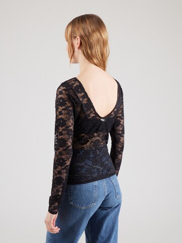Abercrombie & Fitch T-shirt 'LAC' i svart