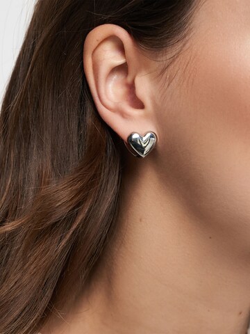 Tamaris Ohrringe in Silber: Vorderseite