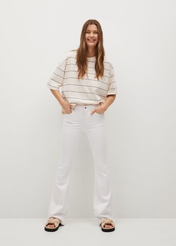 Flared Jeans di MANGO in bianco