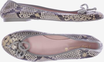 PRETTY BALLERINAS Flats & Loafers in 42 in Beige: front