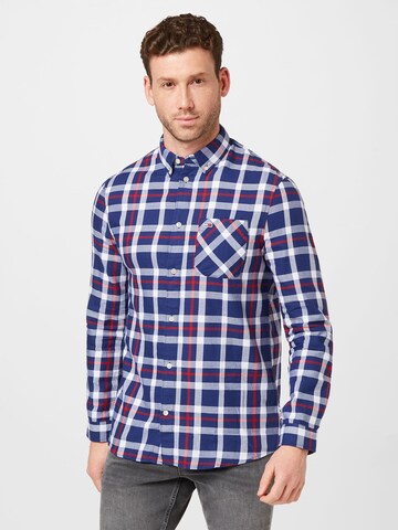 Tommy Jeans Regular fit Button Up Shirt in Blue: front