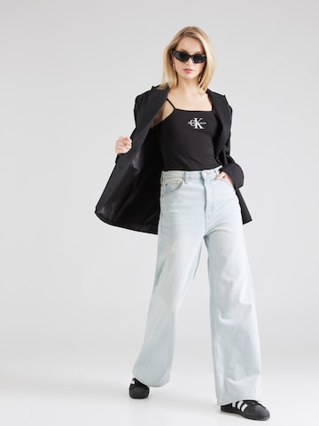 Calvin Klein Jeans - Camisa body em preto