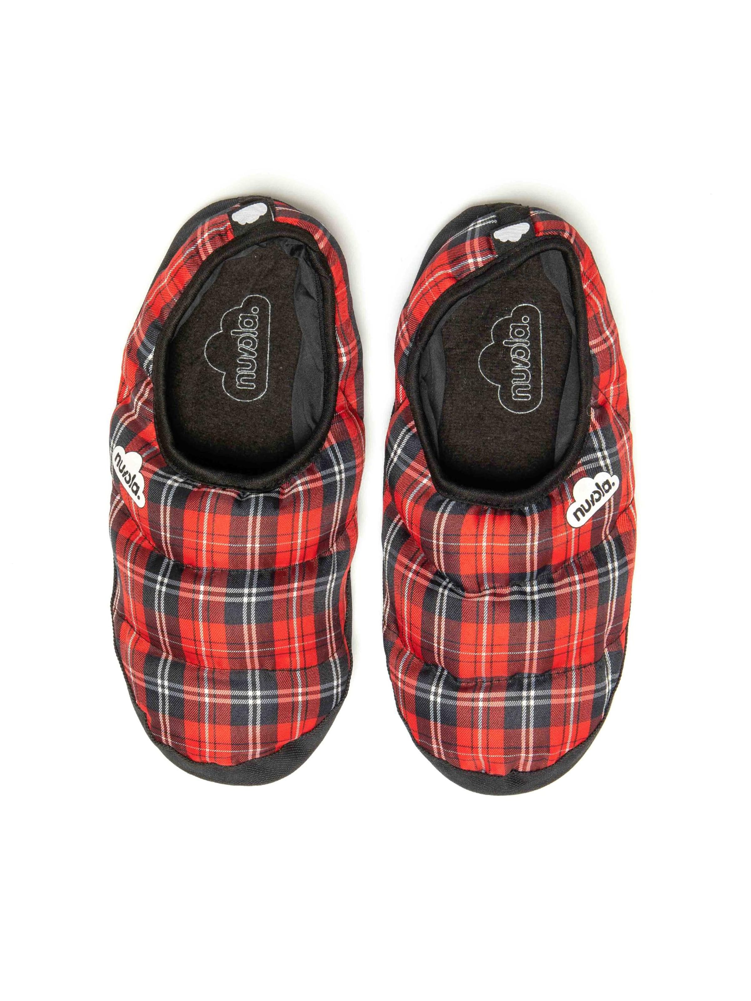 Nuvola. Huisschoen 'Classic Scot' in Rood