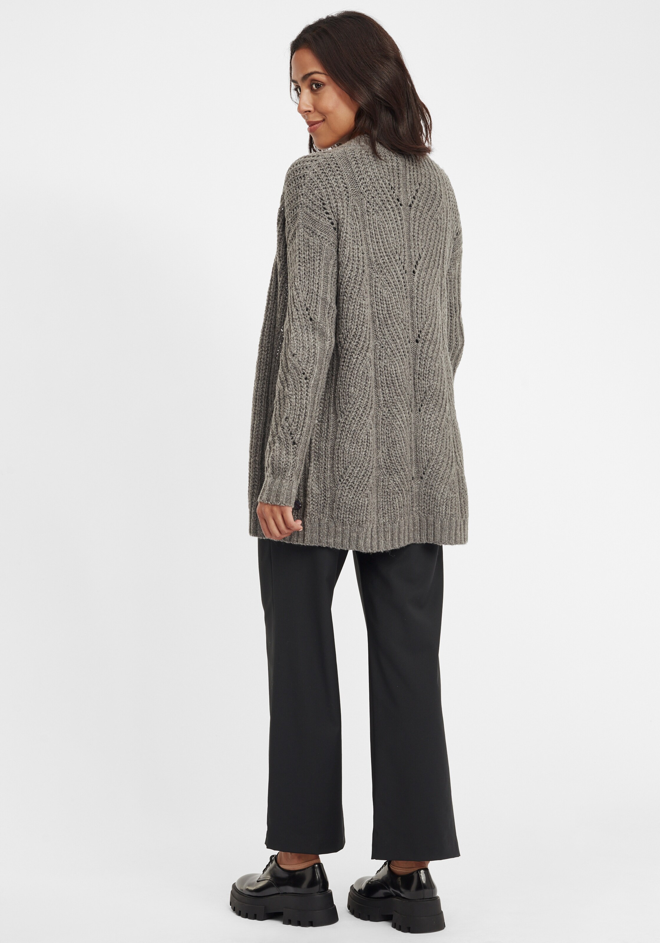 Frauen Große Größen Oxmo Strickjacke 'Cle' in Grau - MP11188 Frauen Große Größen Oxmo Strickjacke 'Cle' in Grau - MP11188