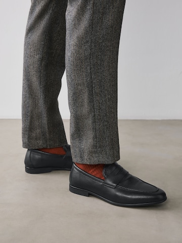 Next Slipper in Schwarz