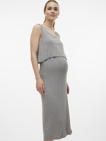 Robe 'BRYNJA JUNE' MAMALICIOUS en gris : devant