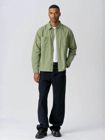 TEESHOPPEN Regular Fit Paita ' Shirt ' värissä vihreä