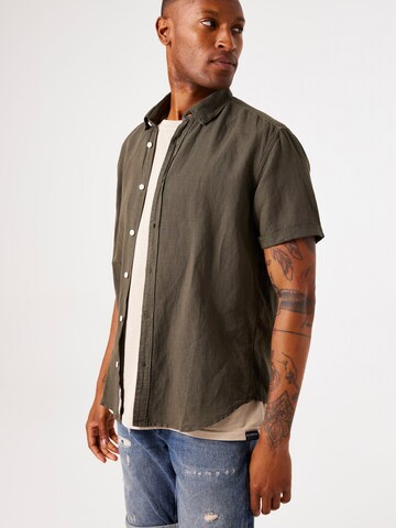Regular fit Camicia di GARCIA in verde: frontale