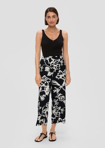 s.Oliver BLACK LABEL Wide Leg Hose in Schwarz: Vorderseite