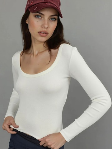 Hiccup Shirt in Beige