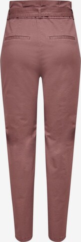 ONLY Slim fit Pleat-front trousers in Red