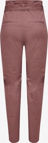 ONLY - Slimfit Pantalón plisado en rojo