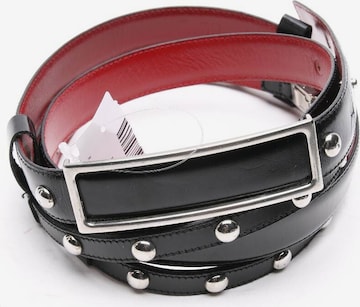 HUGO Red Belt in M in Black: front