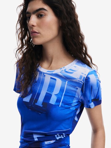 T-shirt Desigual en bleu