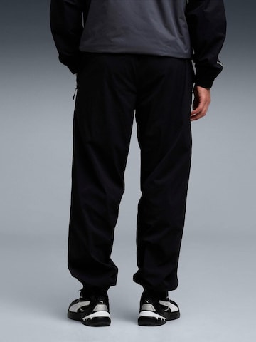 PUMA - regular Pantalón deportivo en negro