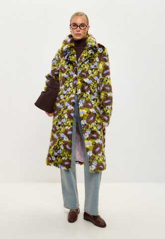 CESARE GASPARI Winter Coat in Green