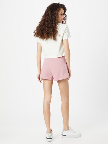 4F Regular Sportshorts in Pink