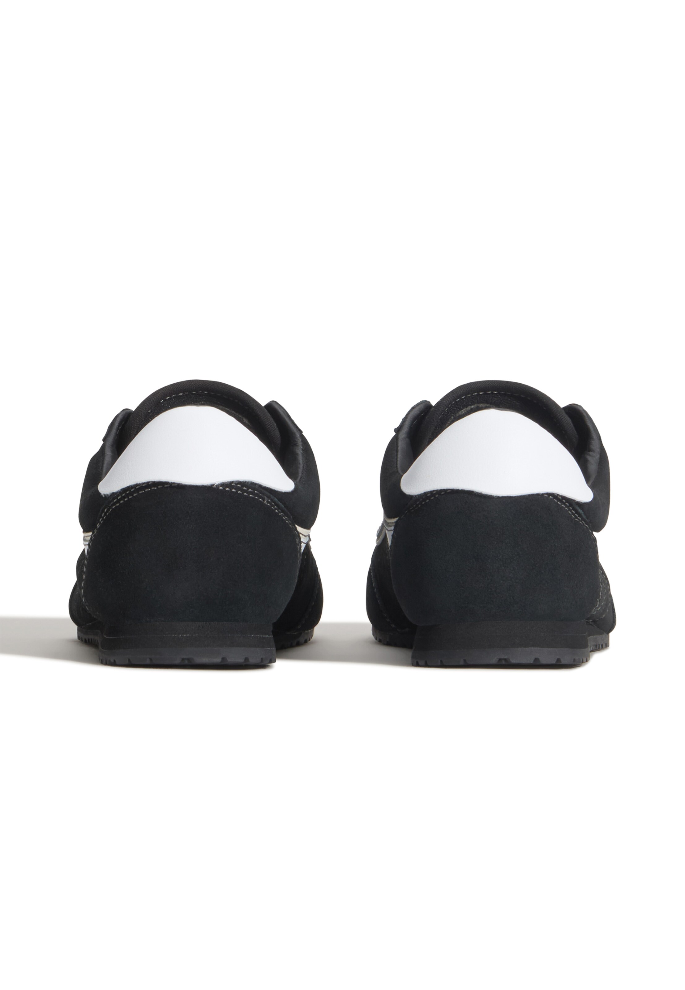Sneaker low 'Super Lowpro' de la VANS pe negru