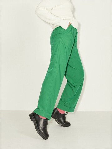 JJXX Loose fit Pleated Pants in Green