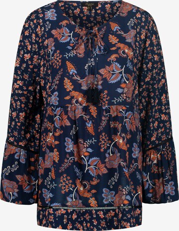 October Blouse in Blauw: voorkant