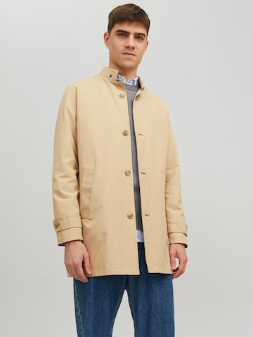 JACK & JONES - Abrigo de entretiempo 'CARL' en beige: frente