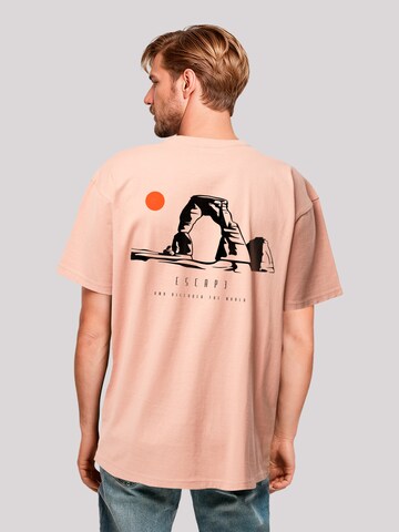 T-Shirt 'Escape Discover the World Savannah' F4NT4STIC en beige