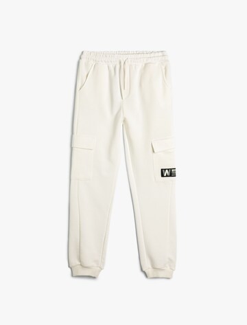 Koton Tapered Pants in White: front