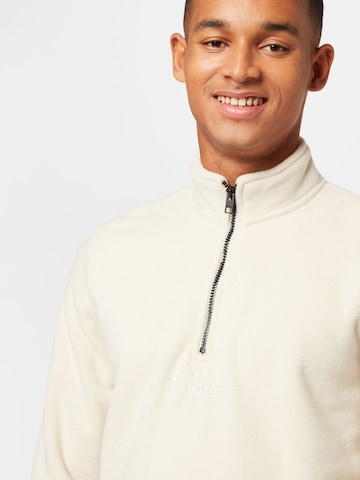 JACK & JONES كنزة رياضية 'FRIDAY' بلون بيج