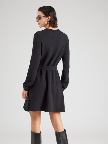 juoda ABOUT YOU Megzta suknelė 'Tara'