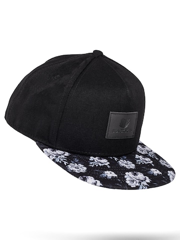 Blackskies Cap 'Obsidius' in Black