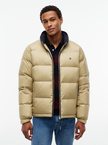 Giacca invernale di TOMMY HILFIGER in verde: frontale