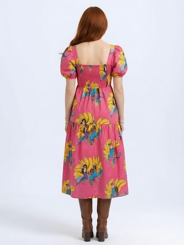 Shop Karey Kleid 'Bananita'‌‌‌ in Pink